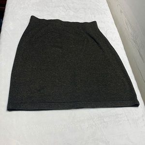 MJ Carroll knit brown plaid skirt elastic waist. Medium.